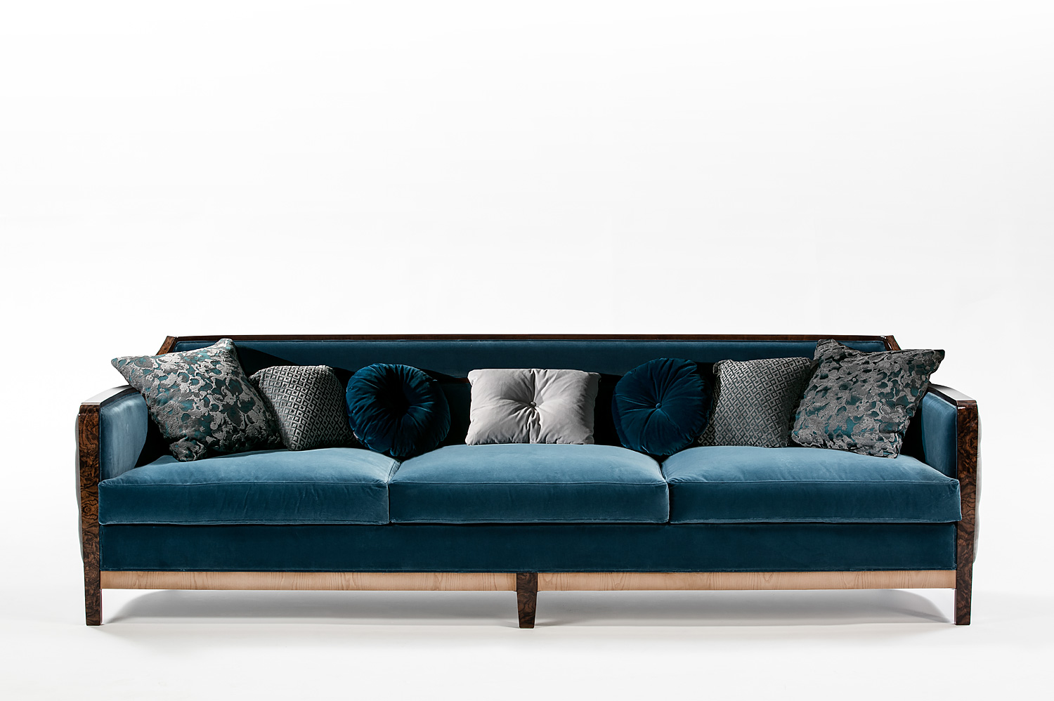 TM-8210 Sofa - Image 1