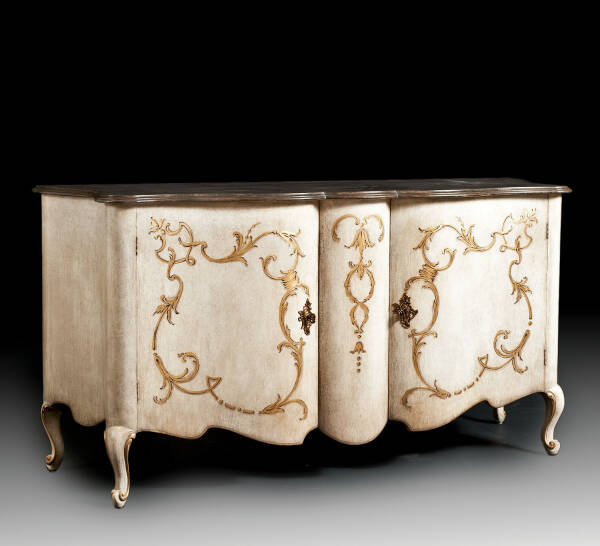 BAR-15 Credenza