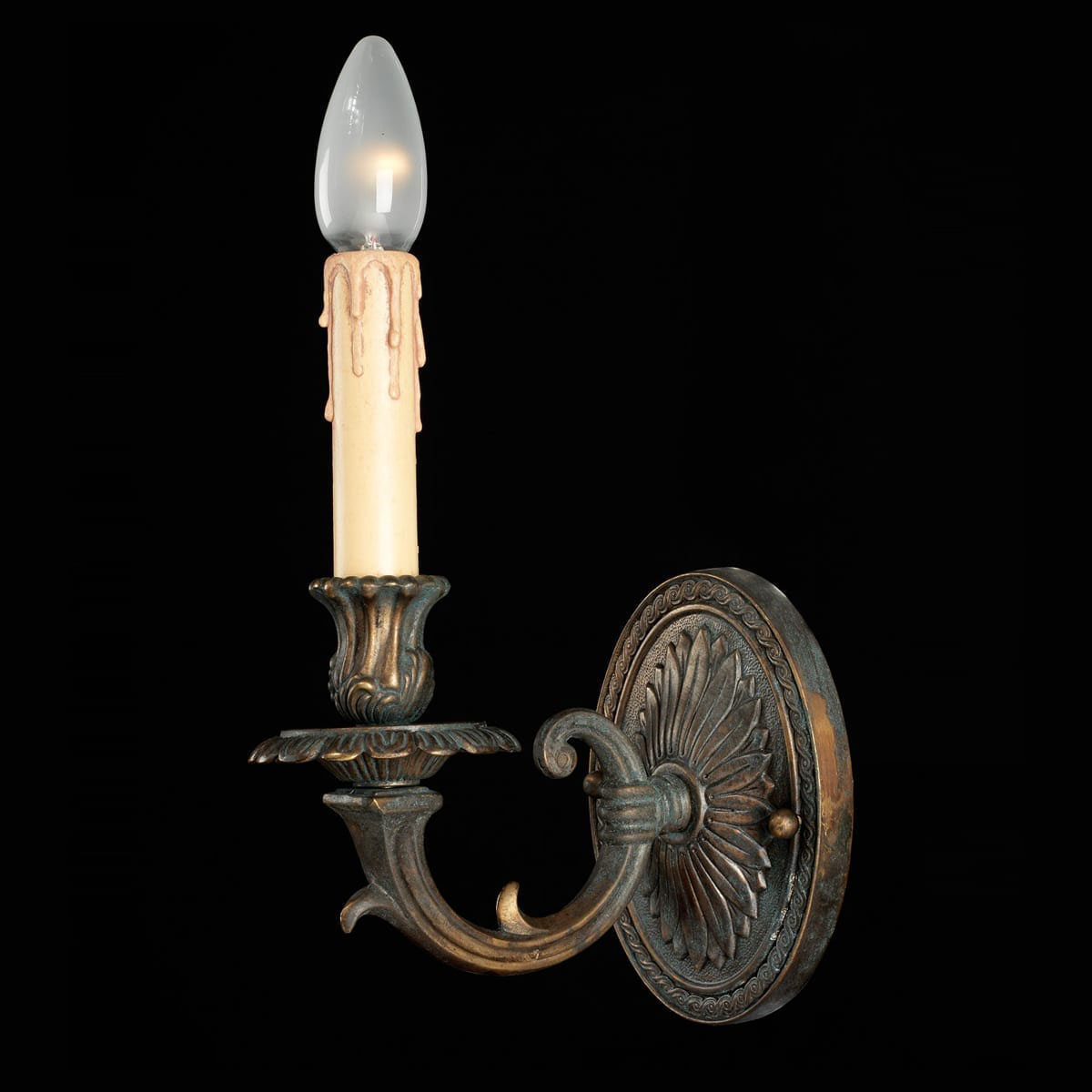 BL-114WS One-Light Classic Wall Sconce - Image 1