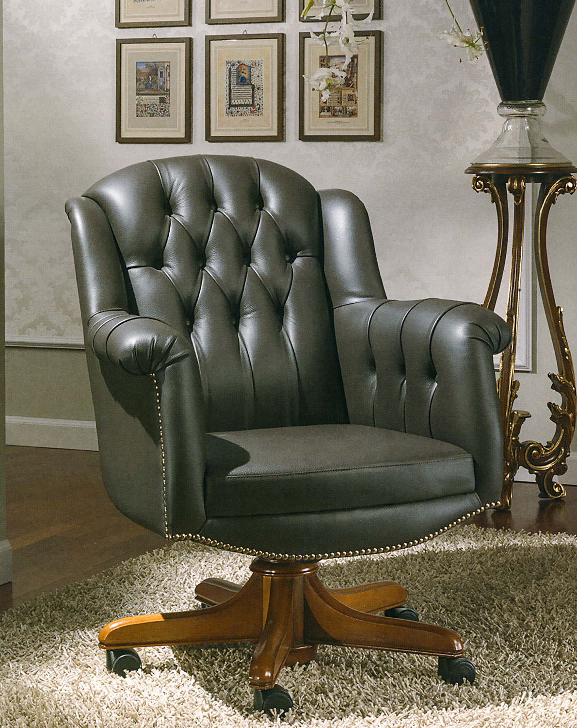 OR-128 Tufted Executive Chair - Image 1