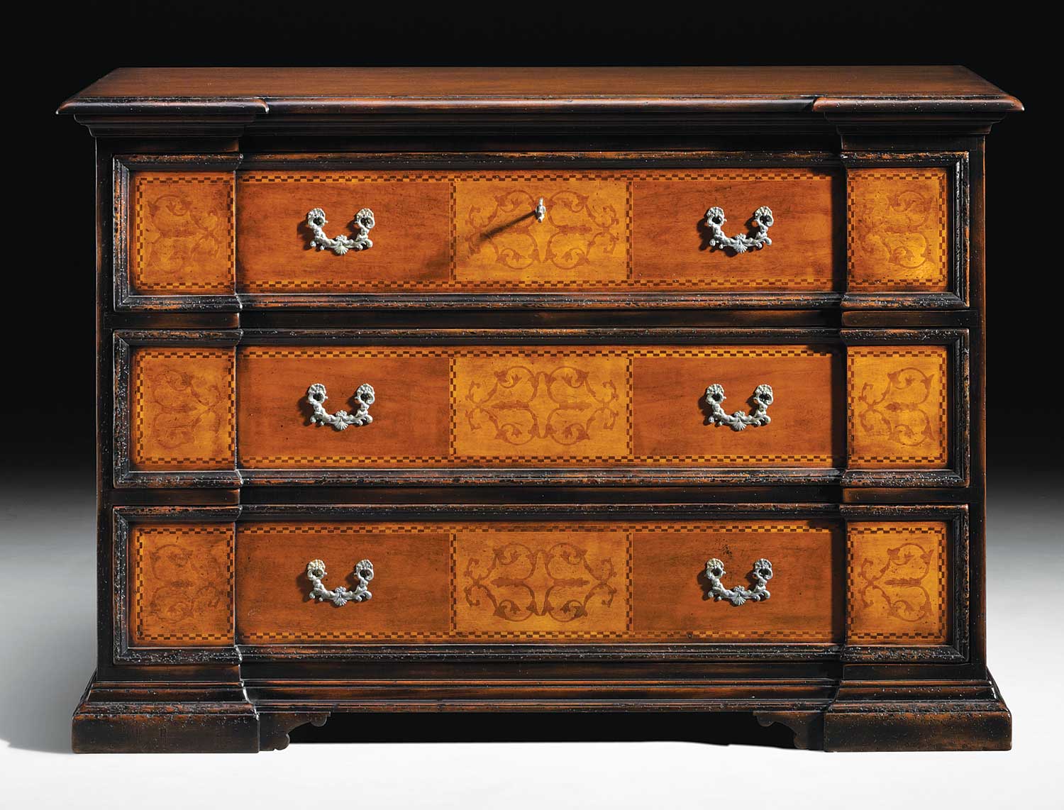 FM-752 Venetian Chest - Image 1