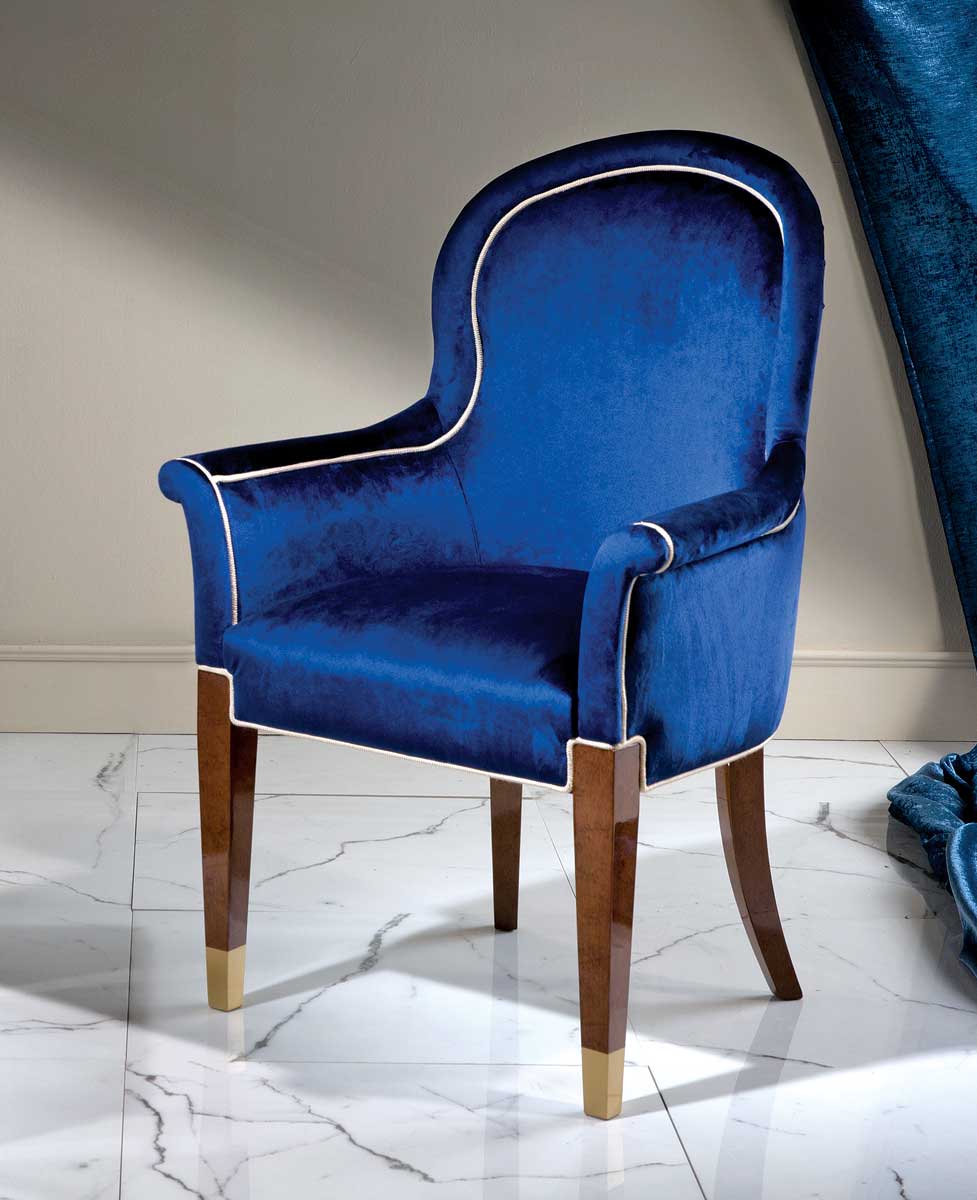 TM-351 Arm Chair - Image 1