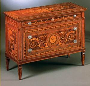 PL-01 Maggiolini Chest