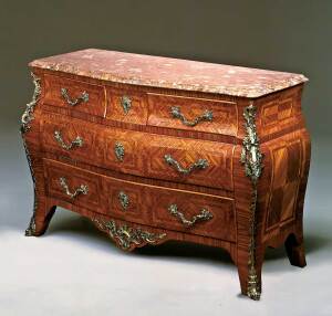 PL-109 Bombay Chest