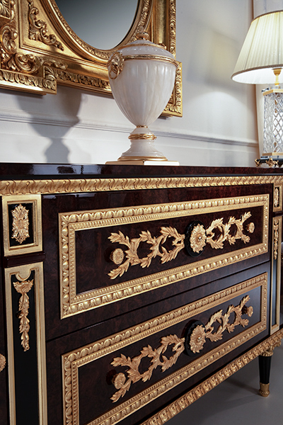 TM-8028 Neoclassical Sideboard