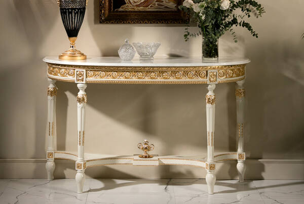 TM-810306 Console Table