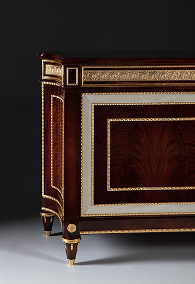 TM-8125 Sideboard