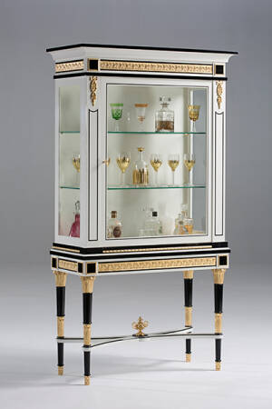 TM-85040 Curio Cabinet - Image 2