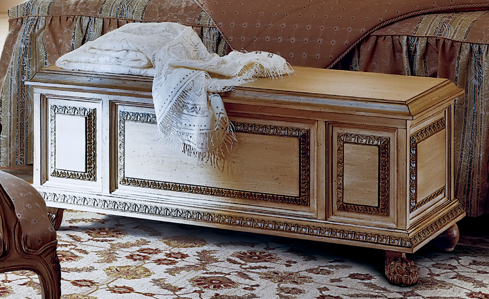 AC-9636 Blanket Chest - Image 1