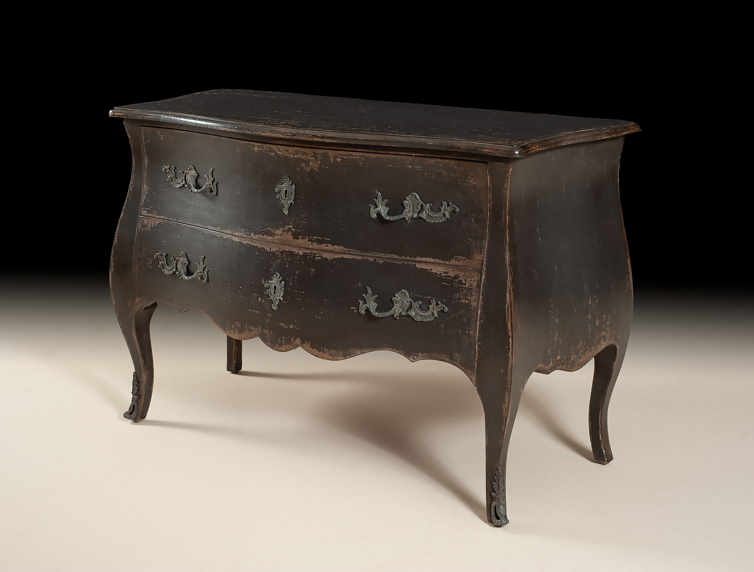 BAR-33 Rustic Bombe Chest - Image 3