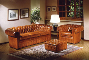 OR-238-3S English Chesterfield Leather Sofa - Image 2