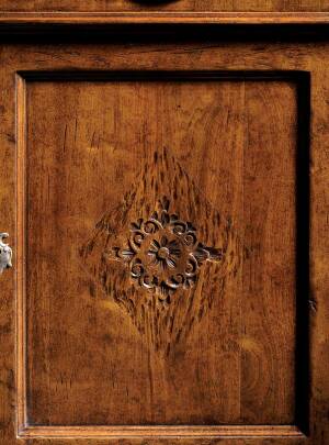 FM-642 Classic Tuscan Sideboard - Image 2