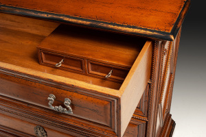 FM-754 Venetian Chest - Image 3