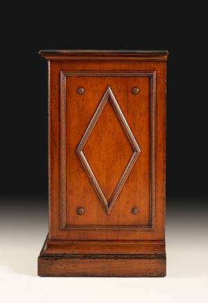 FM-754 Venetian Chest - Image 4