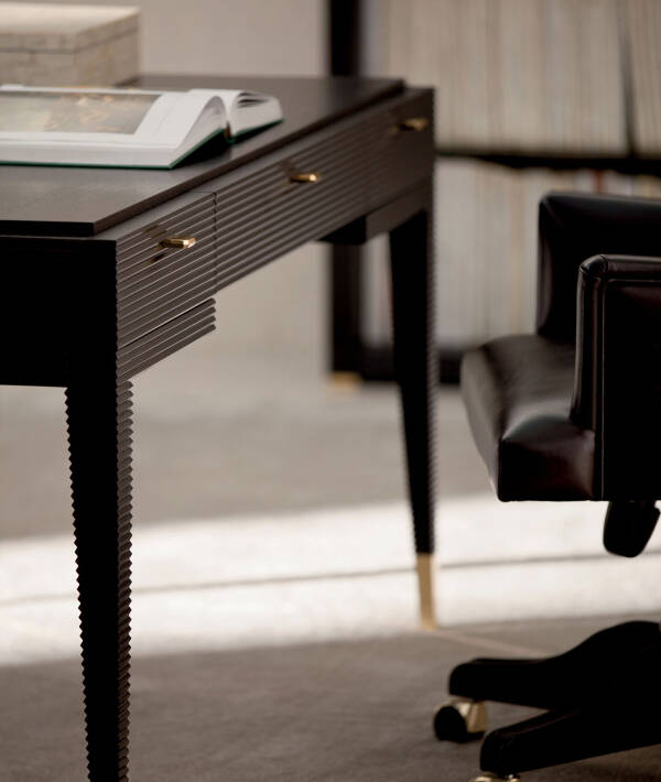 OP-254 Writing Desk