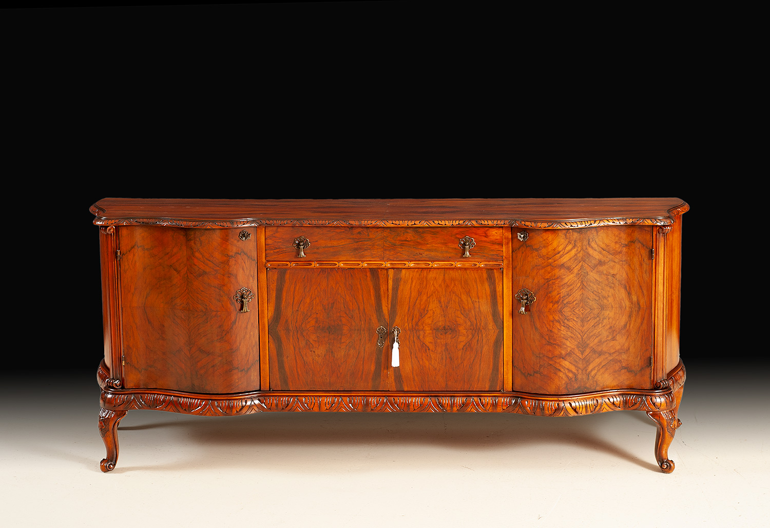 PM-220 Antique Buffet - Image 3