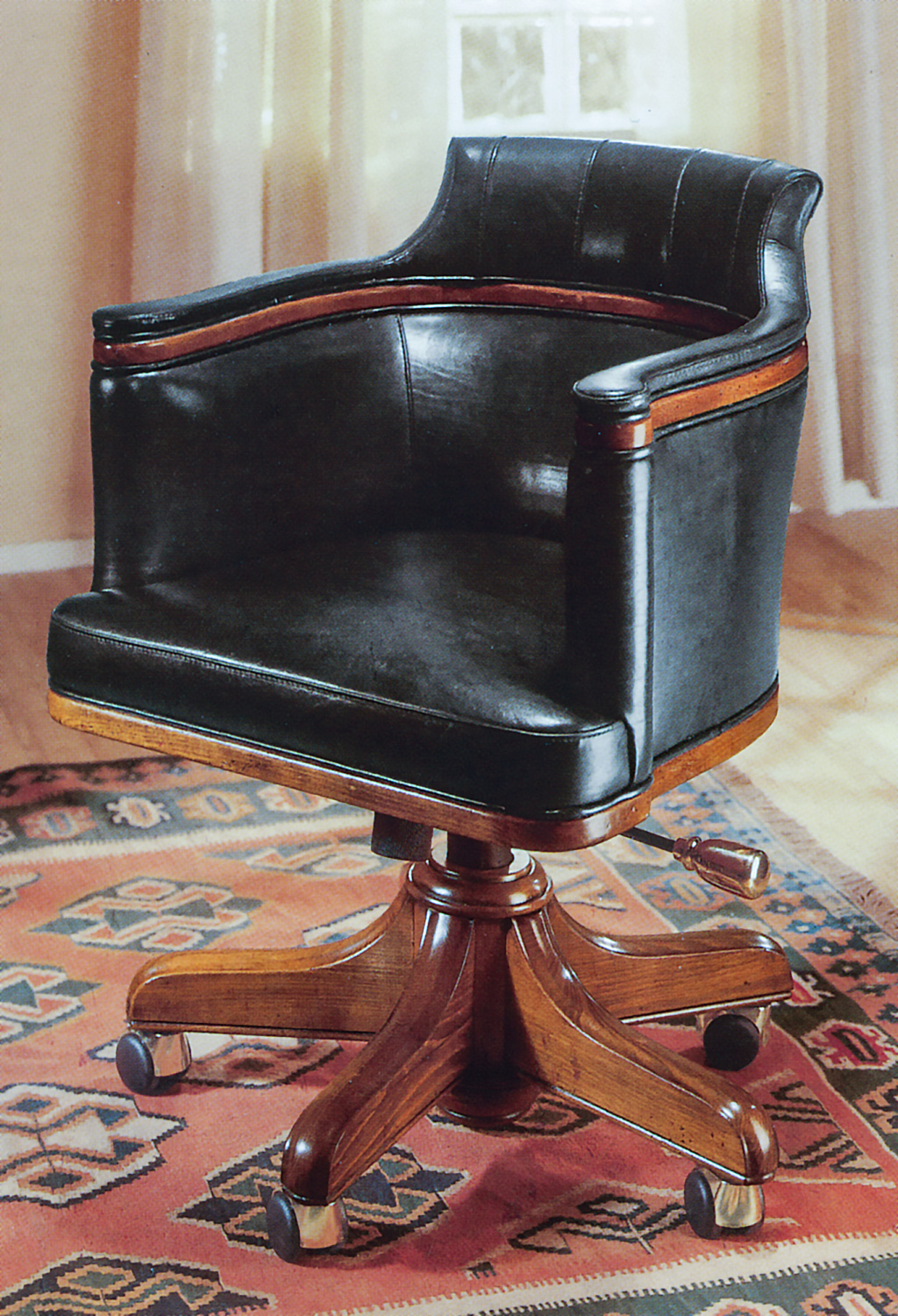 OR-108 Low Back Executive Chair - Image 1