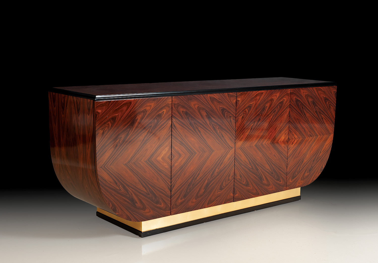 VG-5000 Sideboard - Image 1