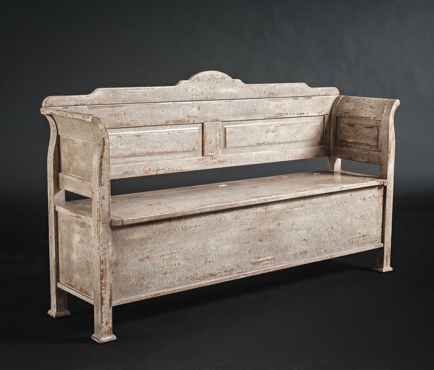 PM-3228 Bench - Image 1