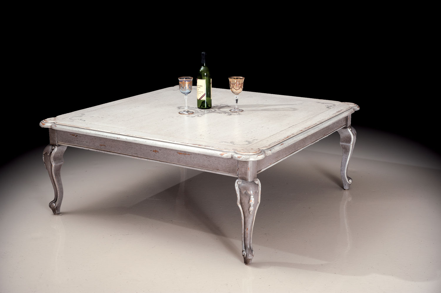 PM-4673 French Decorative Coffee Table - Image 1