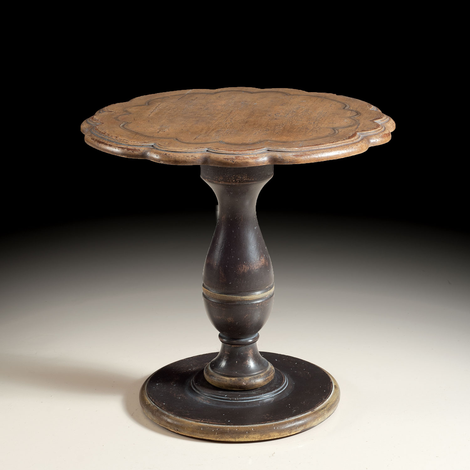PM-4761 Small Decorative Table - Image 1