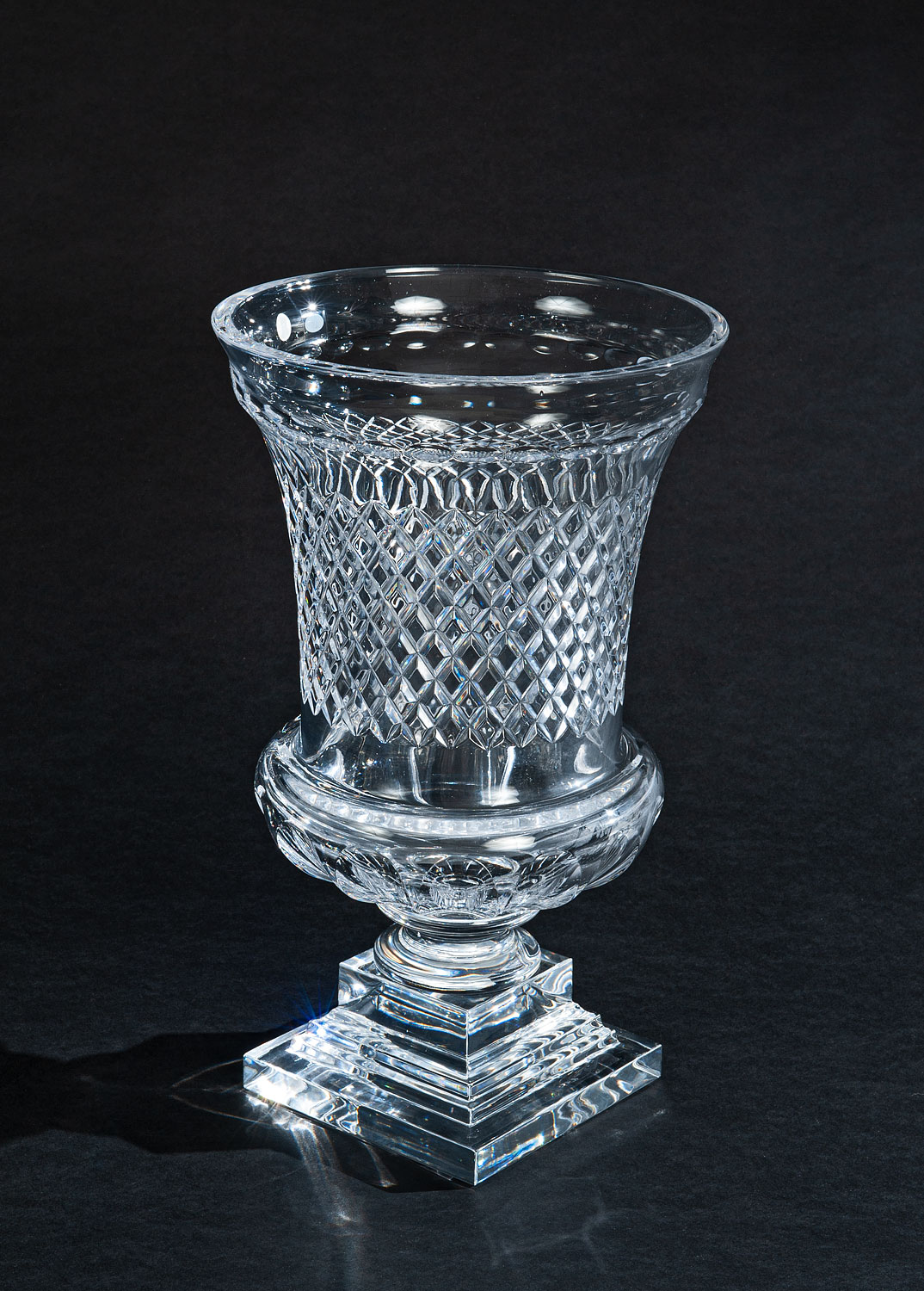 CEV-040193TR Clear Crystal Vase - Image 1