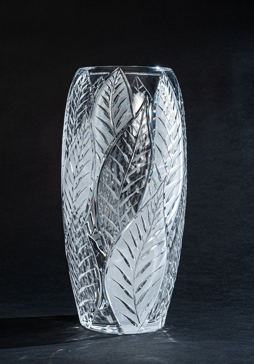 CEV-110099TR Clear Satin Crystal Vase - Image 1