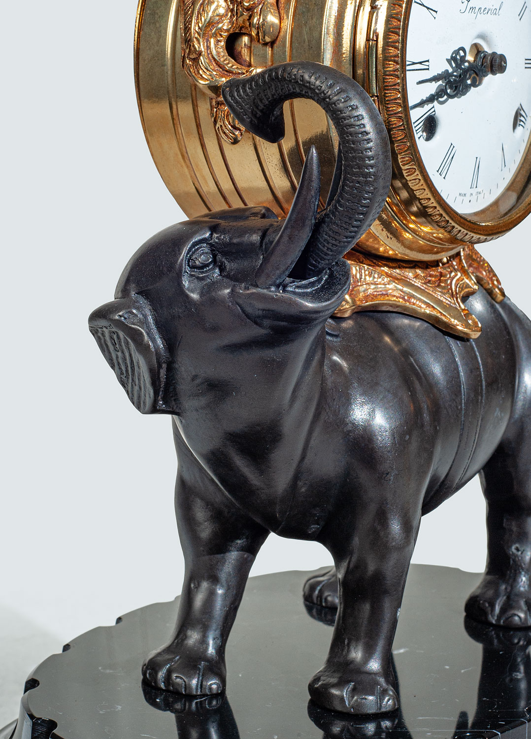 F-OB-62 Black Marble Elephant Clock - Image 2