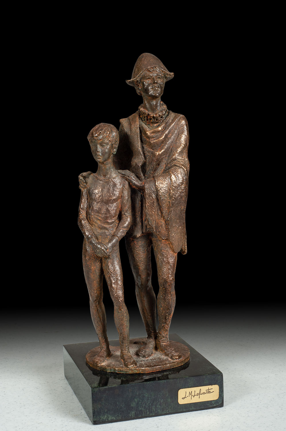 IA-14607-BB Resin Sculpture - Image 1