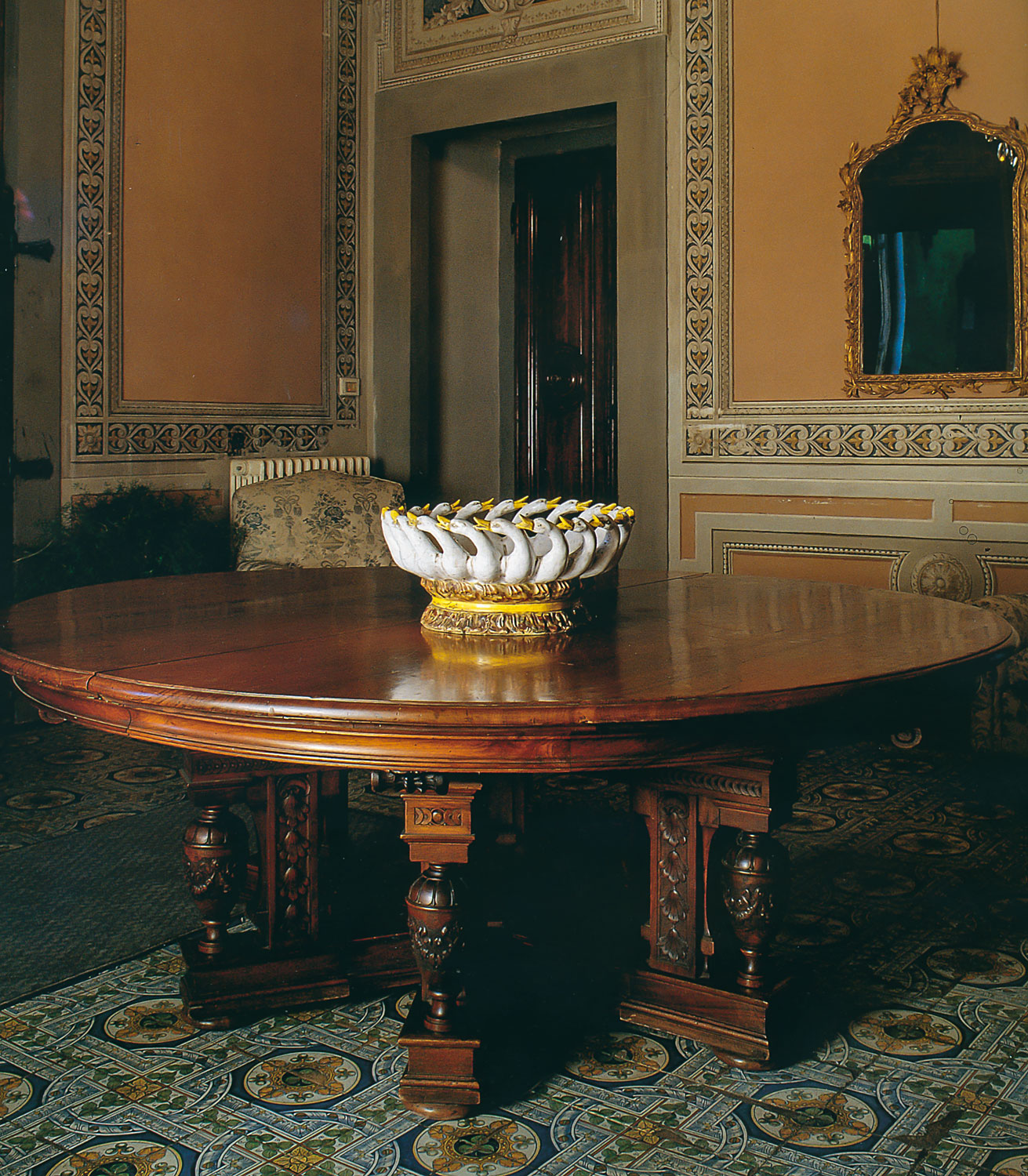 CEC-371-P Terracotta Centerpiece - Image 2