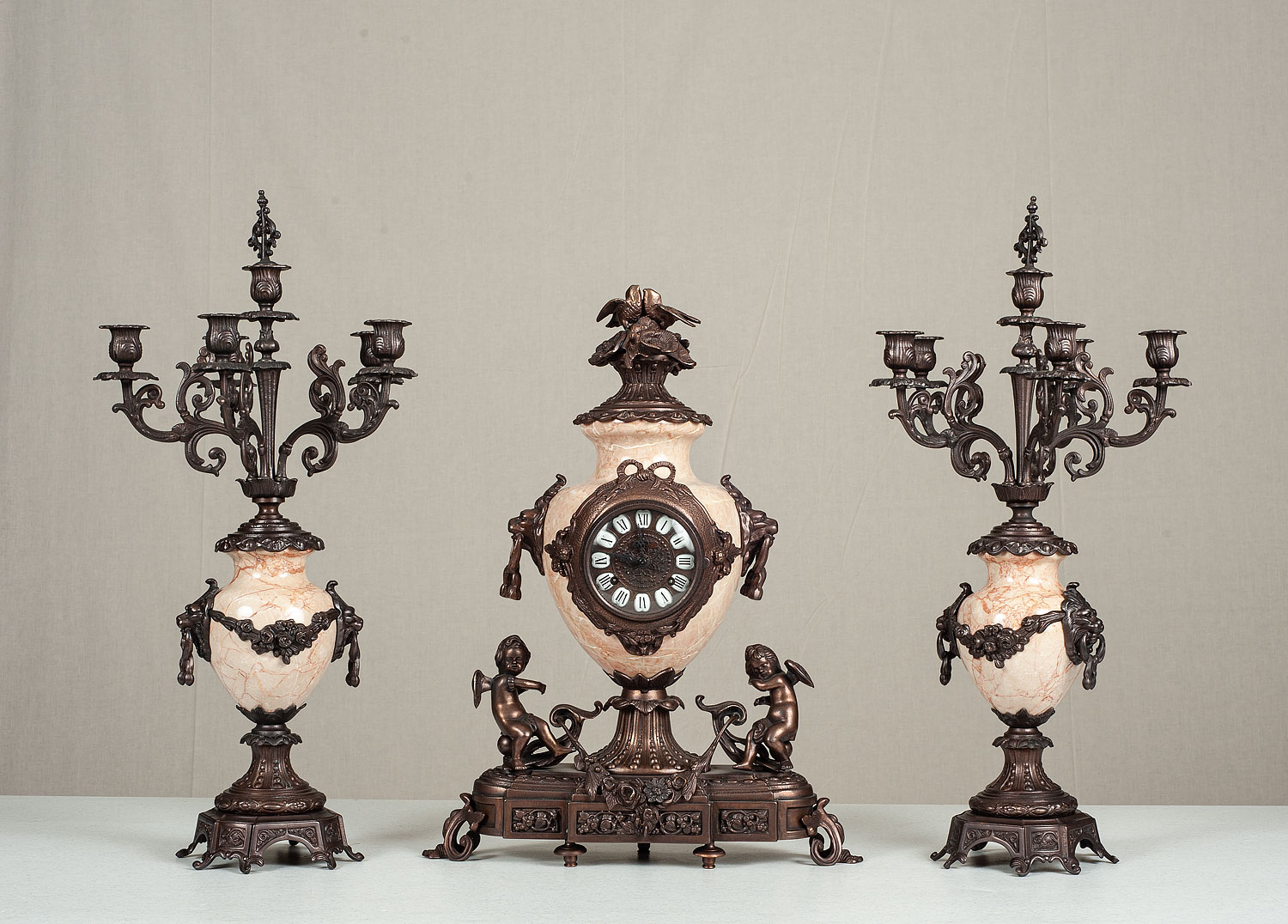 F-OB-8G-SET Clock & Candelabras - Image 1