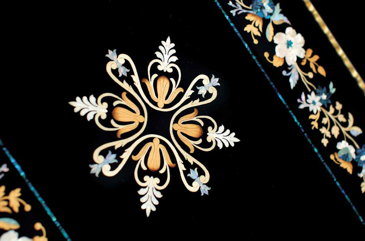 MN-211 Italian Intarsia Centre Table - Image 3
