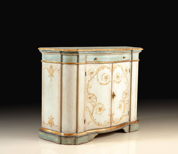 BAR-110 Hand-painted credenza with gold leaf