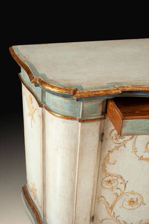 BAR-110 Hand-painted credenza with gold leaf - Image 3