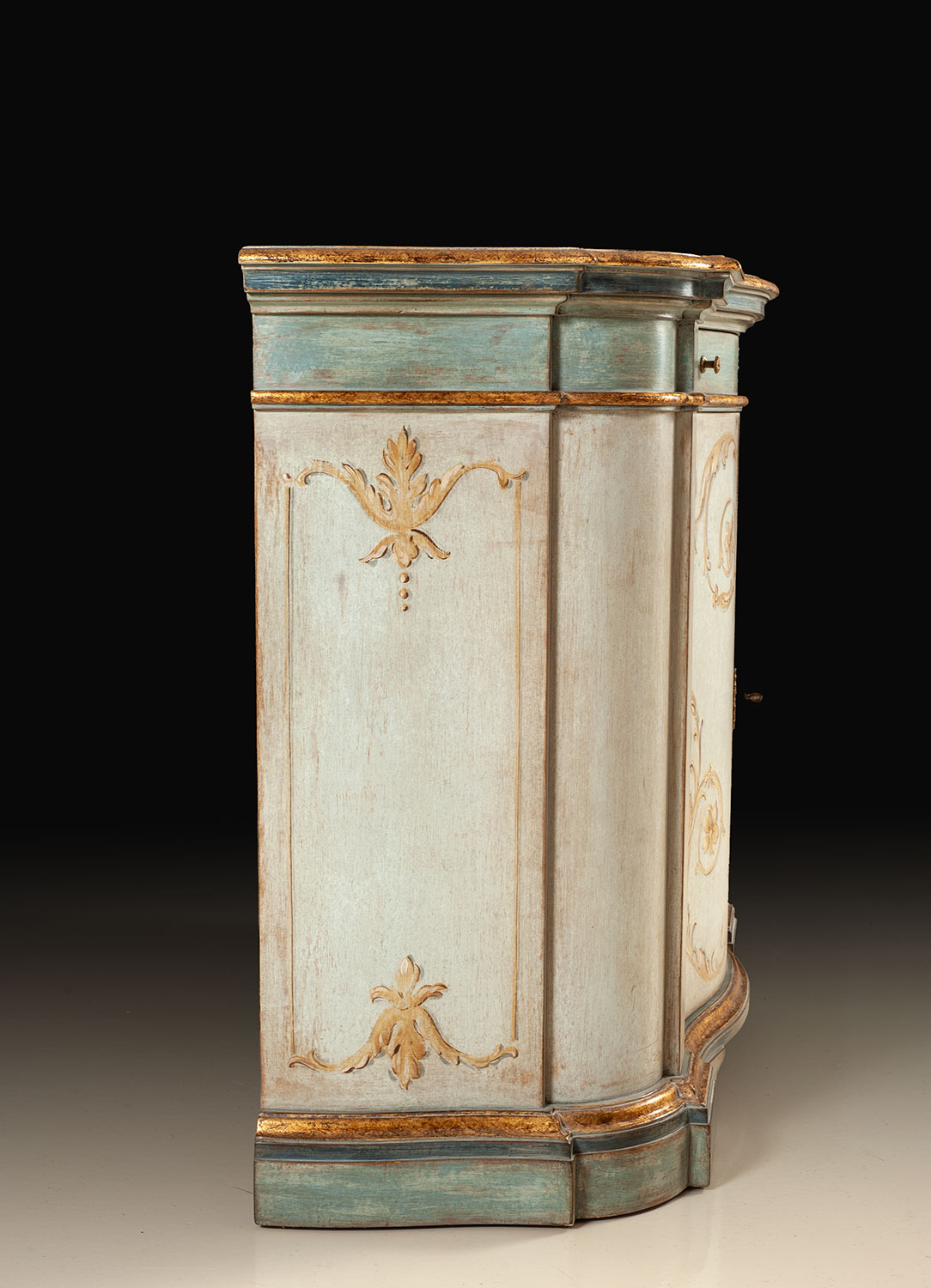 BAR-110 Hand-painted credenza with gold leaf - Image 4