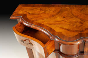 BM-86R Serpentine Sideboard - Image 2
