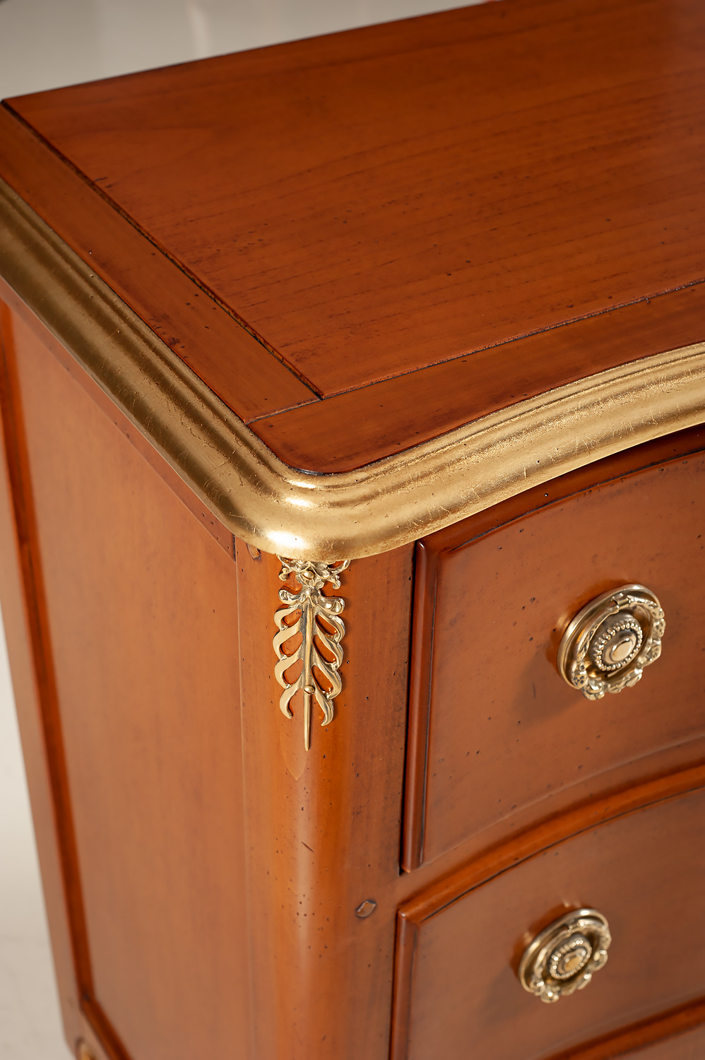 GN-04FC Small French Chest - Image 2