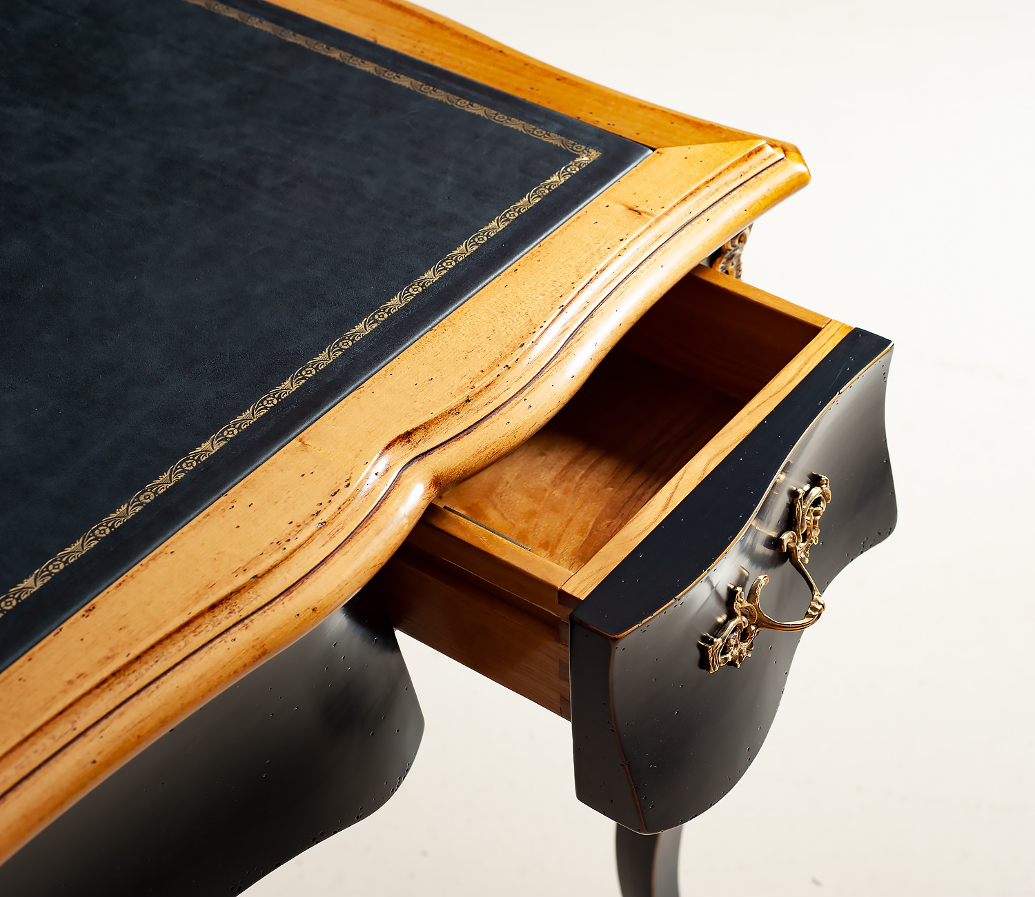 GN-5BK French Writing Table - Image 5