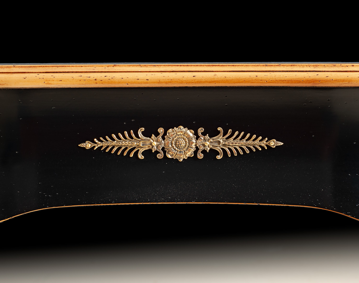 GN-5BK French Writing Table - Image 3