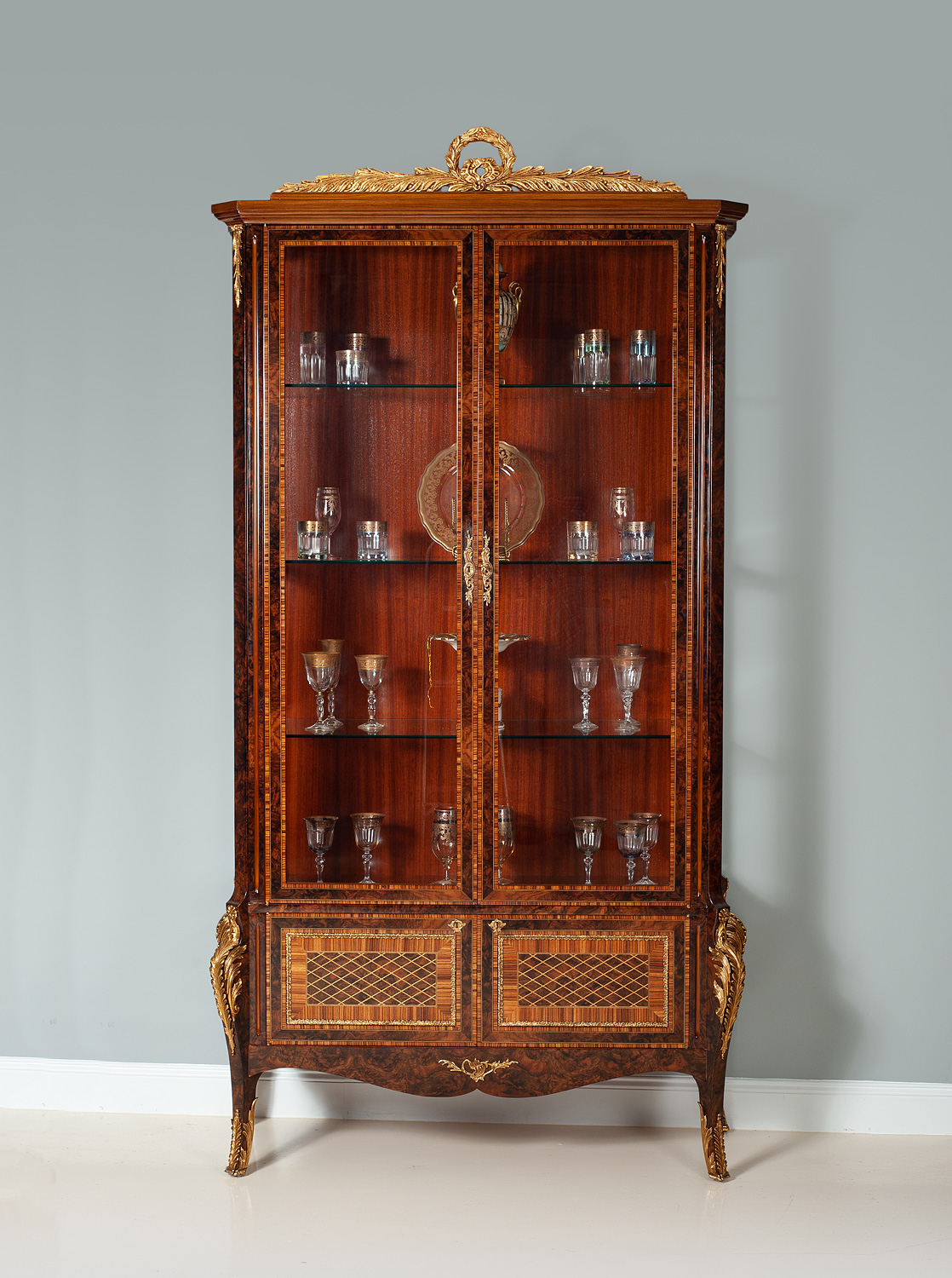 GO-404 French Vitrine - Image 1