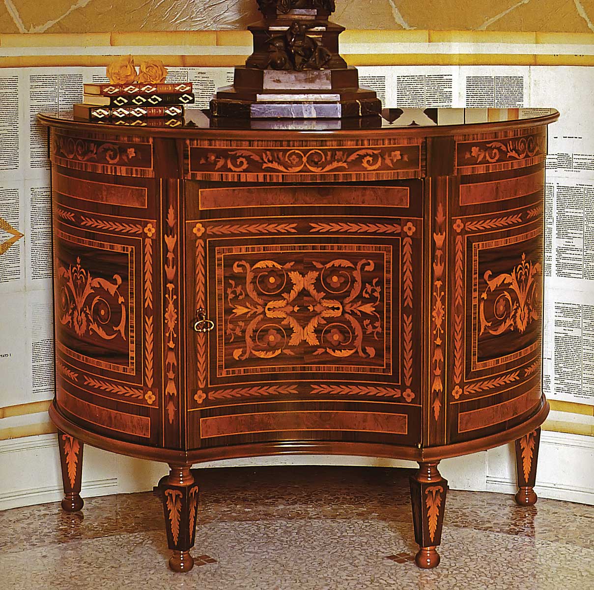 MN-204 Magiolini Credenza - Image 1