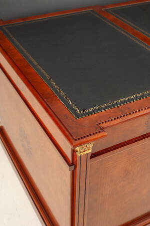 MN-537 Executive Desk - Image 4