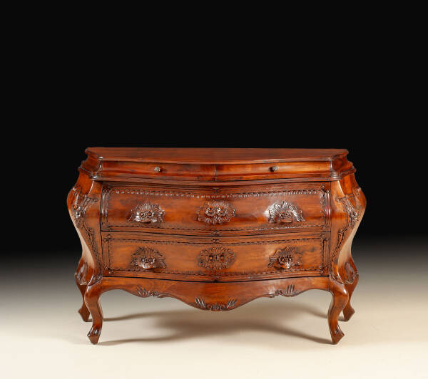 PM-233 Restored Italian Bombay chest