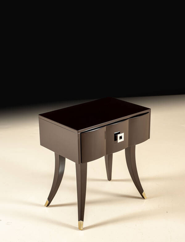 VG-6018-LB Sleek black lacquer night stand
